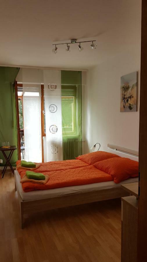 Hotel Zur Traube Kestert Esterno foto