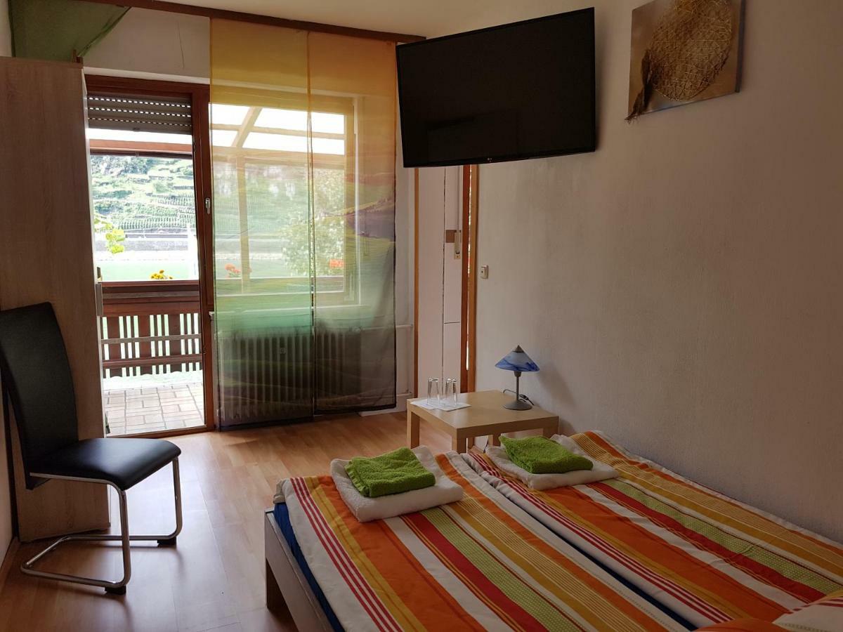 Hotel Zur Traube Kestert Esterno foto